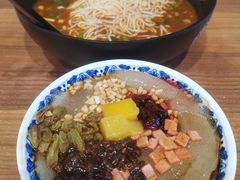 -亚皆老街南宁老友粉·米粉(印象城店)