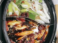 -灌县老妈砂锅串串香(万科红生活广场店)