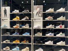 -NIKE KICKS LOUNGE体验店(北京新中关店)