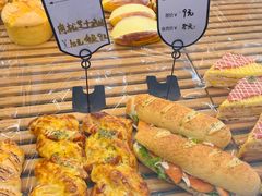 -啡尝甜蛋糕店(大学城店)