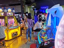 -嗨翻Hi-Fun竞技主题乐园·蹦床团建生日聚会(五棵松华熙店)