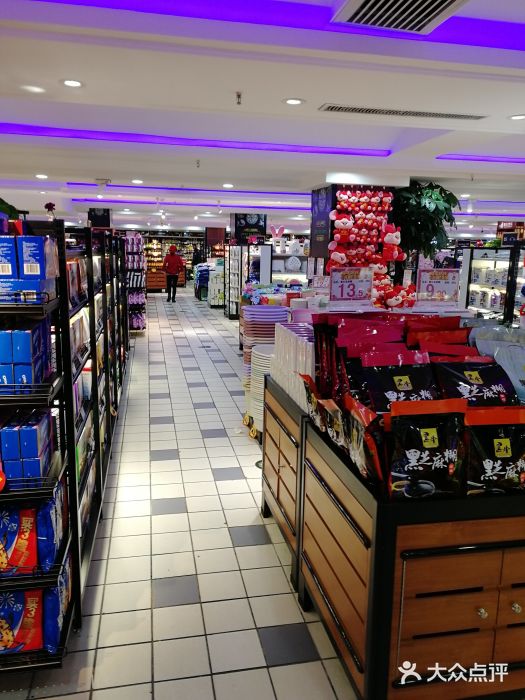 满客隆(新疆大街店)图片
