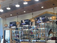 -肆兮眼镜·蔡司·徕卡战略合作店(大坪店)