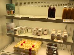 面包甜点陈列柜-好利来(梅江永旺店)