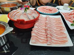 -东海顺风肥牛海鲜火锅(哈工大店)