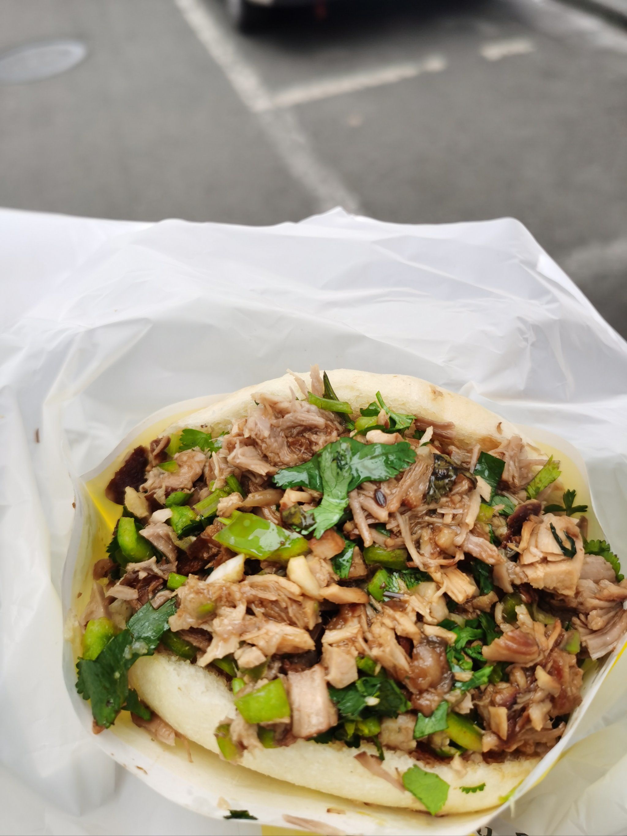 不愧为川农小吃街最好吃的肉夹馍