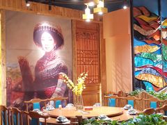 -老滇山寨•云南特色菜•地方菜•民族风情歌舞表演(金碧店)