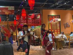 -老滇山寨•云南特色菜•地方菜•民族风情歌舞表演(金碧店)