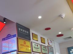 -阿婆情腊排骨火锅(金虹路店)
