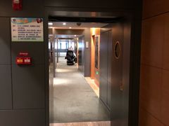 -珠海拱北口岸希尔顿欢朋酒店