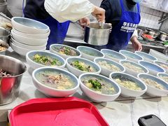 -老新隆牛肉锅贴(新街口店)