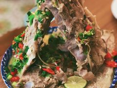 夜市网红火山排骨-曼谷食堂·泰国家庭料理(丹桂路店)