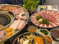 -哈哈碳都·牛肋条无限自助烤肉(宝龙店)