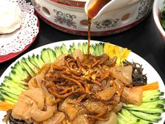 -红东阁东北菜烤肉酒馆(CROSS万象汇店)