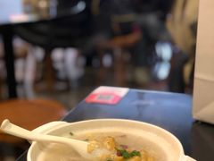 荔湾艇仔粥-卓粤拉肠(红庙店)