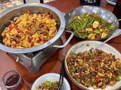 -湖南人家湘菜馆(镇江路店)