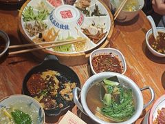 -怪噜范·老贵阳街头名小吃(鸿通城店)