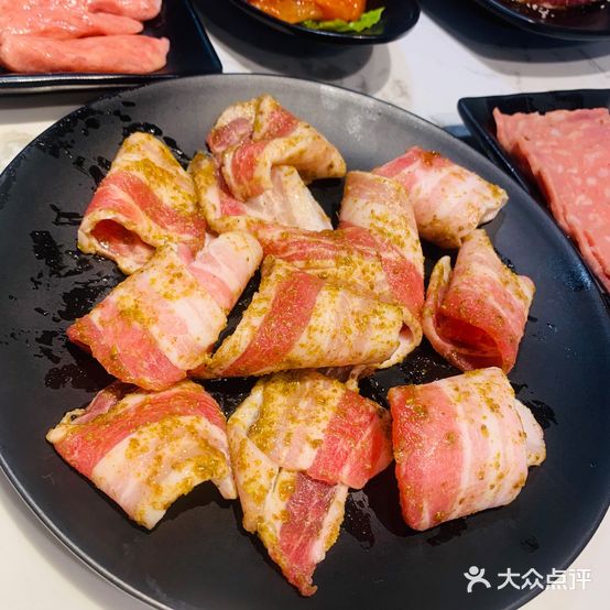三子炭火烤肉(嘉兴学院店)