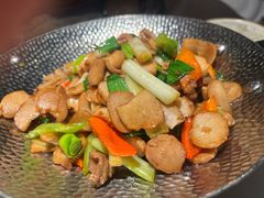 -雀舞云南菜(天津天河城购物中心店)