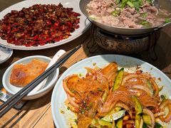 -肖四女乐山跷脚牛肉(滨江天街店)