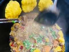 土公鸡-70後铁锅炖(坡博总店)