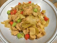 -叶派龙虾•招牌香辣蟹·海鲜(中海国际店)