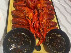 -肥肥虾庄·金牌油焖大虾(首义路店)