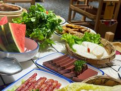 -喜悦小串丹东小黄牛海鲜烧烤大排档(民主广场店)