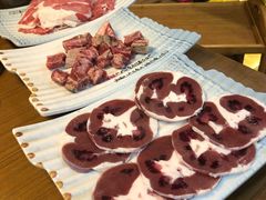 -豚豚猪村烤肉·韩国烤肉(总店)