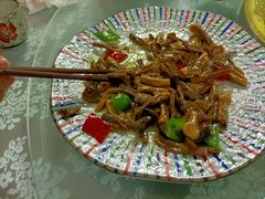 -天天向上素食餐厅(五台山店)
