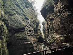 -龙潭大峡谷