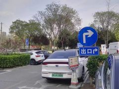 -居然之家·停车场