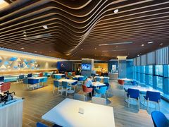 -珠海拱北口岸智选假日酒店