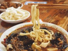 黑木耳肉丝千张面-兴华千张面馆