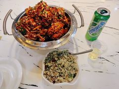 -凤凰路何眼镜香辣蟹(花果园店)