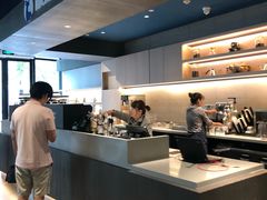 -瑞幸咖啡(巴黎春天陕西路店)