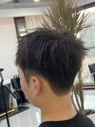 -V7 HAIR SALON