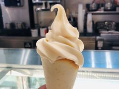 特浓牛乳王脆筒-喜茶(杭州滨江宝龙店)