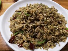 槐花麦饭-小草大排档(北沙坡店)