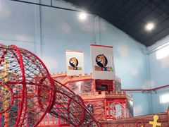 -嘿哟动霸CHUA·新潮玩运动娱乐中心·蹦床滑冰团建乐园