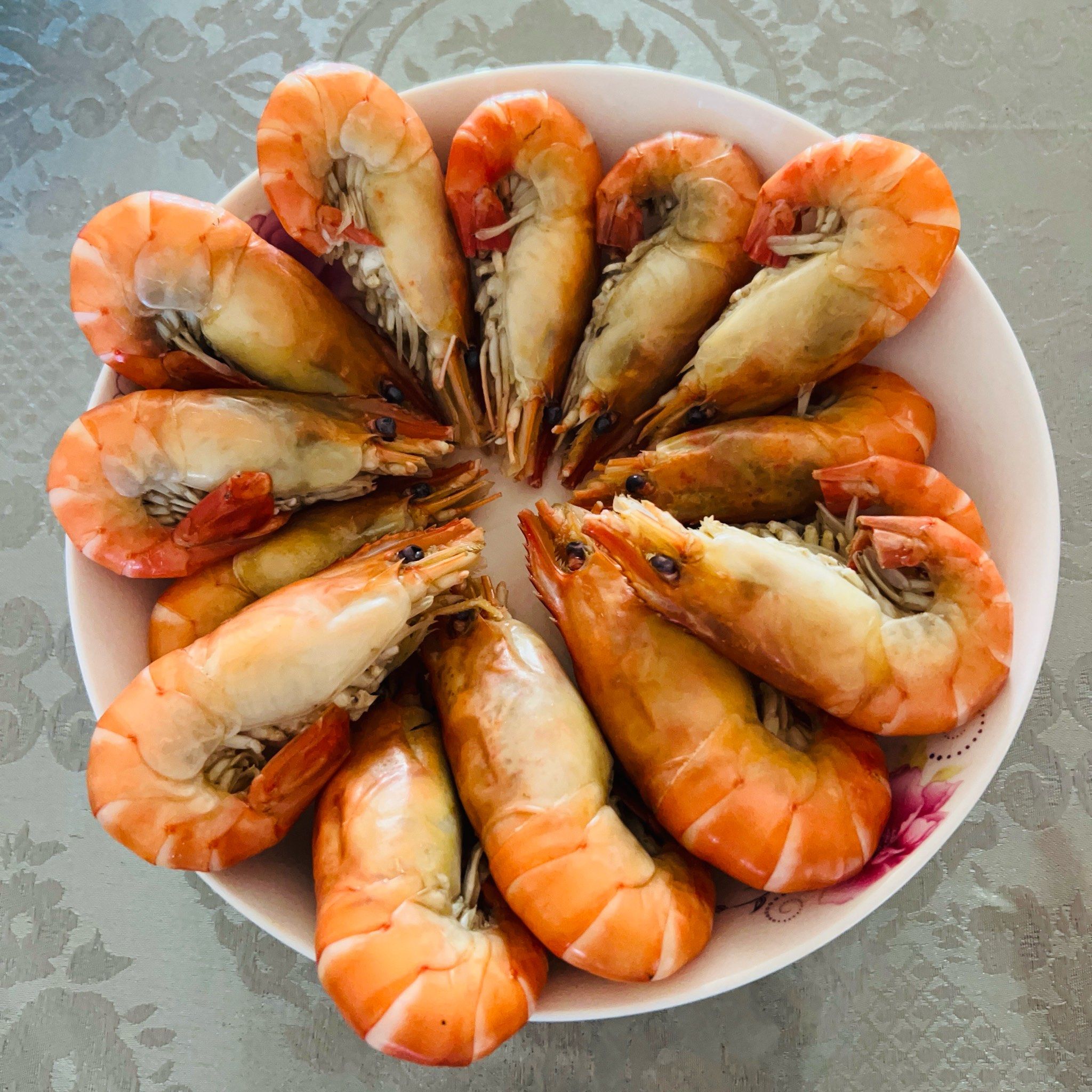 大头虾🦐可是我的心头爱,但是我还是喜欢