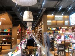 -百新书局(尚悦湾店)