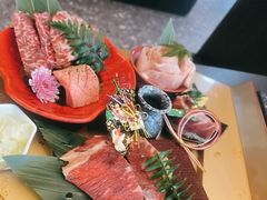 -铭牛烧肉·和牛海鲜自助(高新月牙湖店)