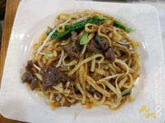 干炒牛河-耍酒馆(金沙店)