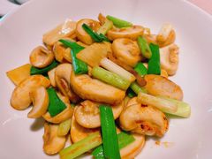 蘑菇炒冬笋-新荣记(南京西路店)