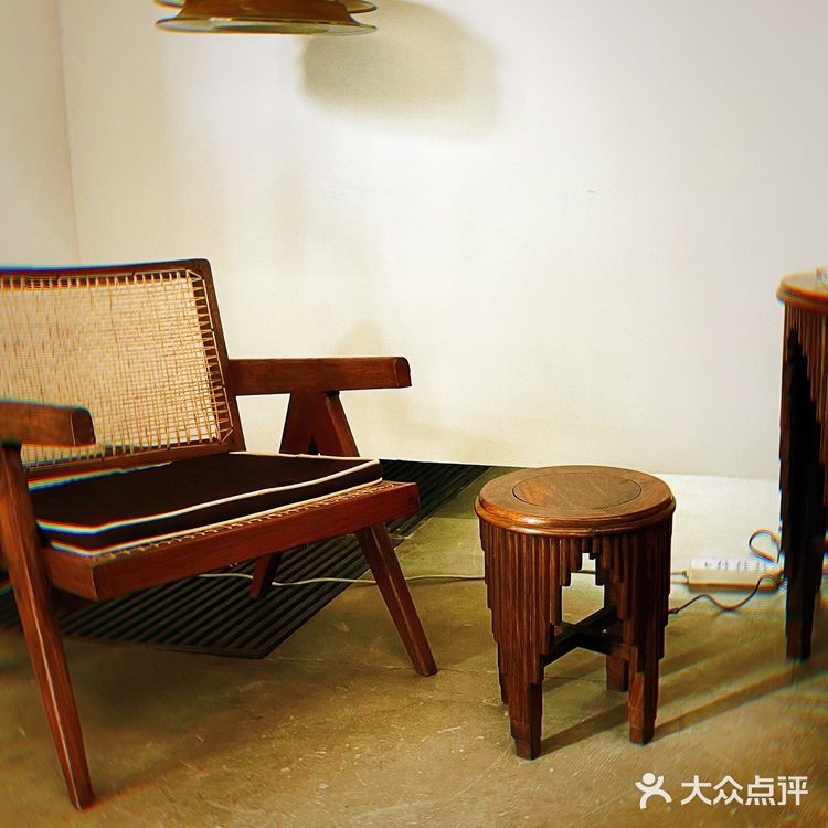 草场地｜兼容市井生活与精神面包的艺术村