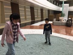 -上海滴水湖皇冠假日酒店