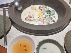 -鲜潭蒸汽石锅鱼(五道口购物中心店)