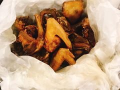 秘制盐焗乳鸽-侠成水上农庄(工业大道店)