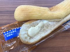 泡芙闪电面包（奶酪味）-罗森便利店(鱼市街店)